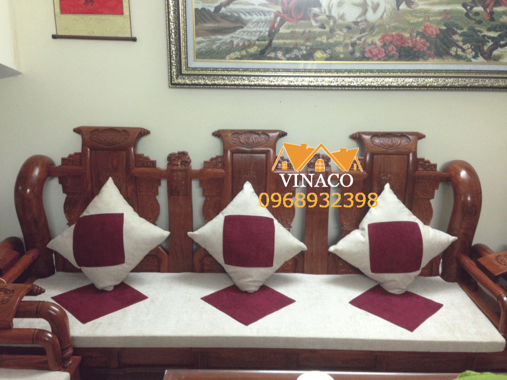 Chiếc ghế dài sau khi đặt đệm của Vinaco
