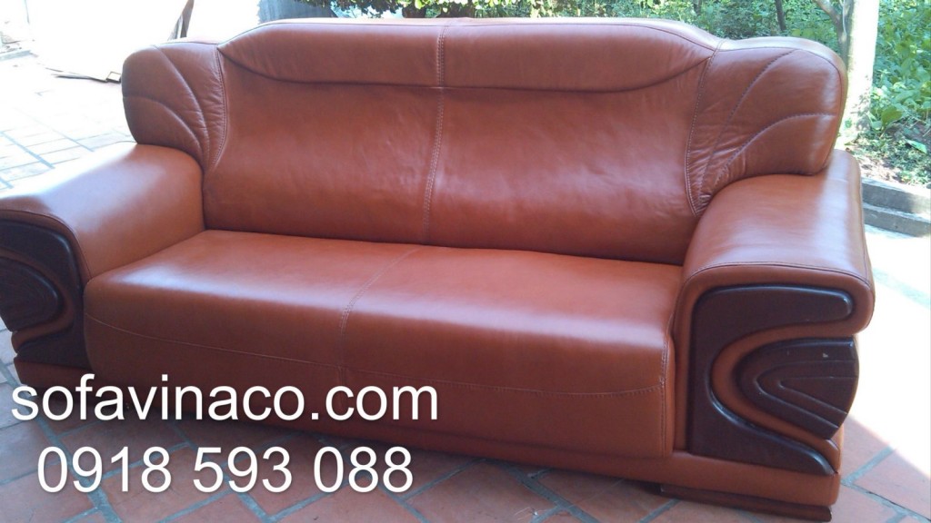 Dịch vụ bọc ghế sofa da của Vinaco đã biến bộ ghế này trở về với vẻ ban đầu