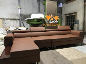 Từng đường nét đều toát lên được sự sang trọng của bộ ghế sofa mới được đóng