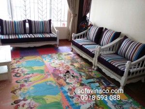 May vỏ đệm ghế tại Văn Khê, Hà Đông