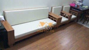 Bộ đệm ghế gỗ màu trắng sữa cực kỳ đẹp và vừa vặn cho gia đình ở Cầu Giấy