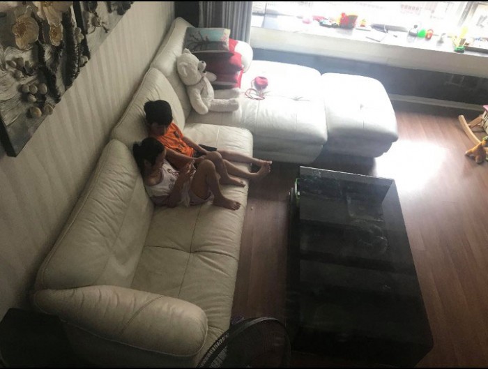 Bộ ghế sofa do chị Minh chụp gửi về cho Vinaco để báo giá