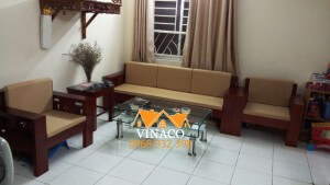 Bộ đệm ghế bông ép màu nâu vàng đã được giao đến cho chị Hiền ở Võ Chí Công