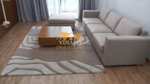 Chất vải mới trơn được bọc vừa khít với thân ghế