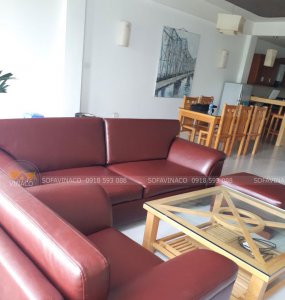 Bộ ghế sofa đã được thay da mới màu nâu đỏ