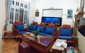Bộ đệm ghế gỗ giả cổ với sự kết hợp của đệm và gối chữ nhật cho khách hàng ở Ngọc Thụy, Long Biên