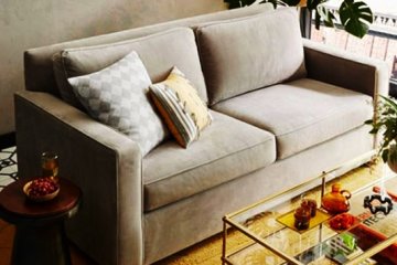 Bộ ghế sofa rách đã được bọc lại nhờ dịch vụ bọc ghế sofa của Vinaco