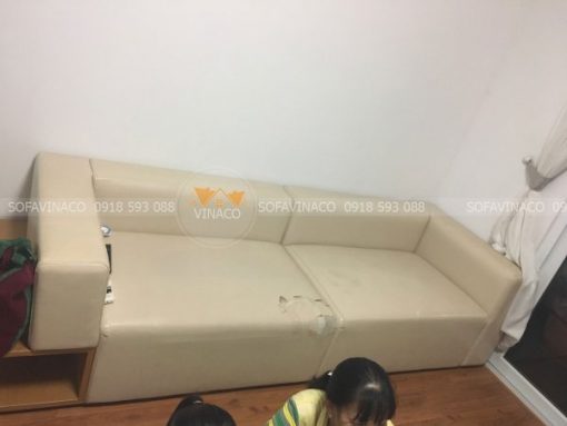 Bộ ghế sofa bị rách mặt ngồi ở Mễ Trì