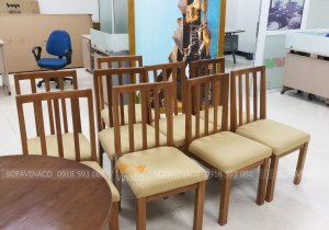 Bộ ghế ăn đã được bọc lại vỏ đệm mới