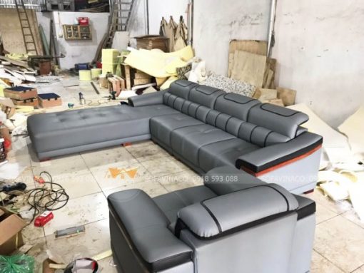 Bộ ghế sofa được đóng mới tại xưởng của Vinaco