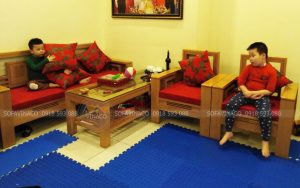 Bộ đệm ghế gồm đệm ngồi bông ép và gối lá phong đã giao đến Linh Đàm