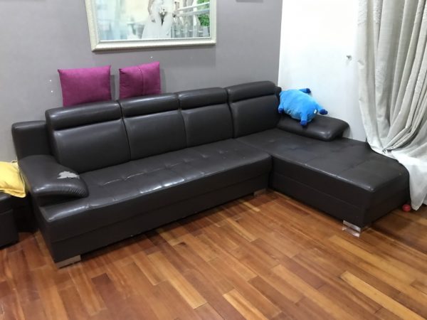 Bộ sofa da L của gia đình khách hàng anh Duy