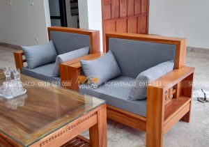 Gối nhỏ của bộ đệm rất đẹp và tiện dụng