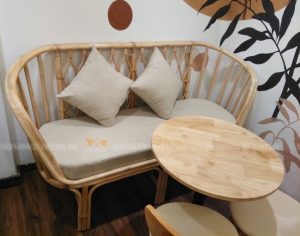 Bộ đệm ghế mây được làm bo cong hai góc rất vừa vặn với lòng ghế