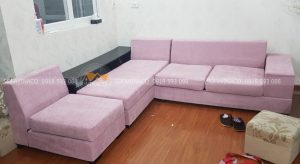 Áo bọc ghế sofa mới giúp phòng khách tươi sáng hơn