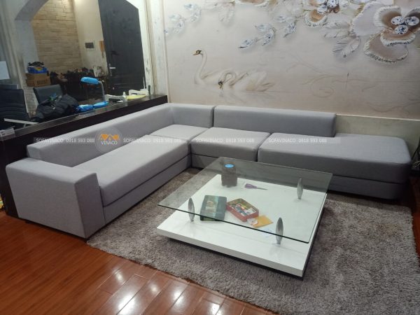 Bộ ghế sofa sau khi được nhân viên Vinaco thay lớp vỏ bọc cũ sang mới tại Hoàng Mai