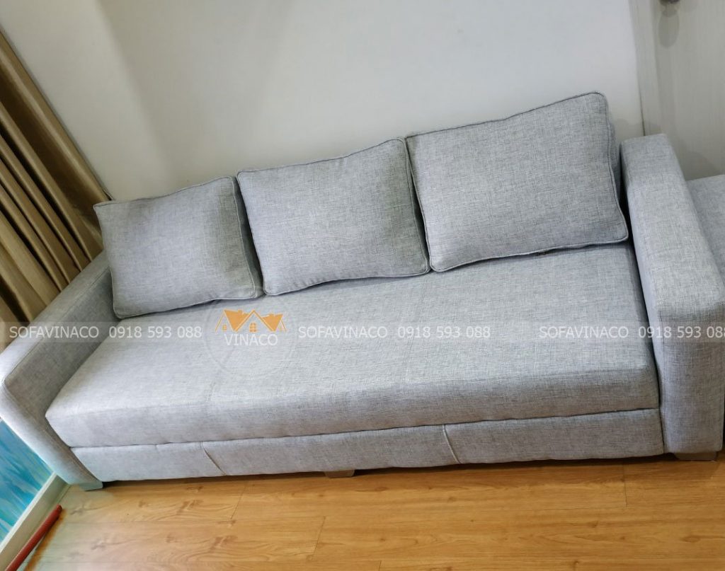 Bộ ghế sofa sau khi được nhân viên Vinaco bọc xong trực tiếp tại nhà anh Hiển chung cư Crowne plaza 36 Trần Hữu Dực
