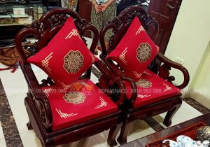 Đặt đệm ghế thêu theo kích thước chuẩn cùng Vinaco