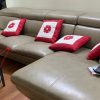 Ghế sofa của khách hàng tại chung cư Bọc ghế sofa góc bị nứt tại chung cư TSQ Euroland đang gặp phải tình trạng bong tróc, rạn nứt
