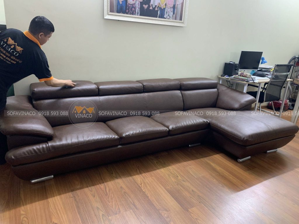 Công trình bọc ghế sofa góc cho khách hàng tại chung Chính vì thế mà gia đình tại chung cư TSQ Euroland đã được thay đổi diện mạo mới cho ghế sofa