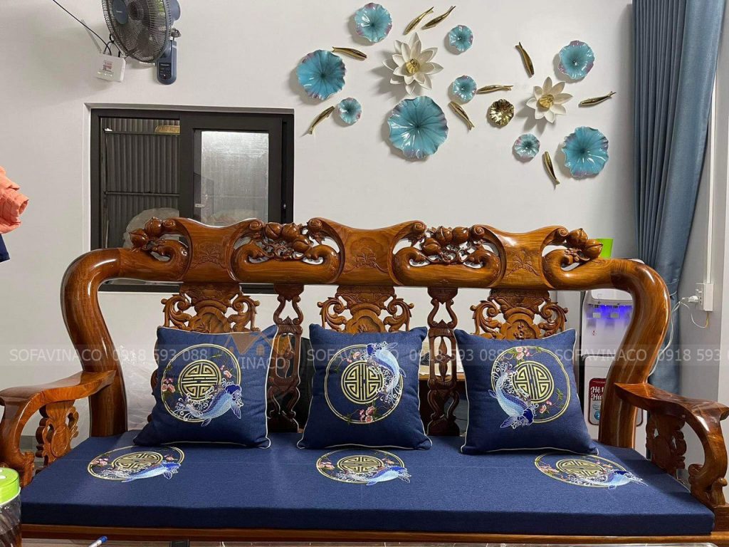 Đệm ghế gỗ tay 10 cá chép cho chị Phương tại xã Đan Phượng, Hà Nội