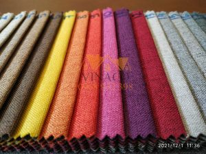 Mặt vải được dệt dày dặn và vô cùng nhiều màu sắc