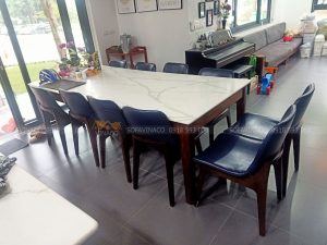 Bộ ghế ăn đã được bọc da mới sạch đẹp