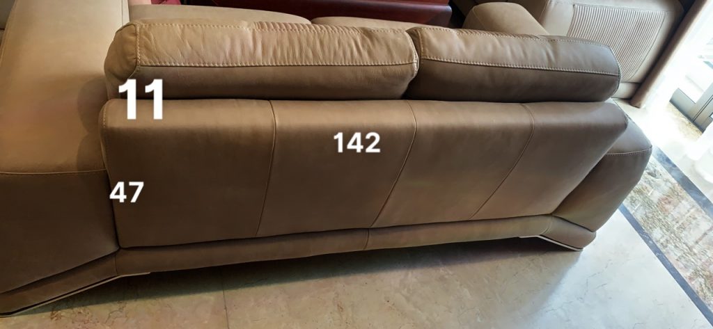 Một số kích thước nhân viên đã đo để may ga phủ cho ghế sofa của vị khách tại Long Biên