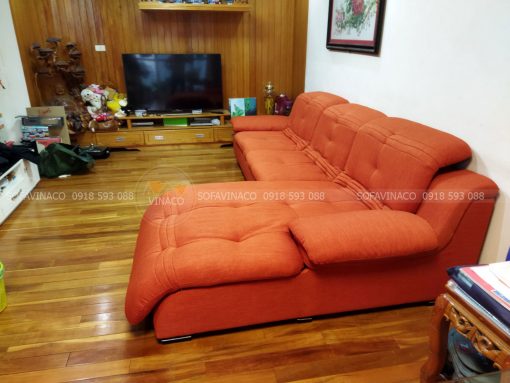 Ghế đã được bọc lại bằng vải sofa màu cam rất bắt mắt