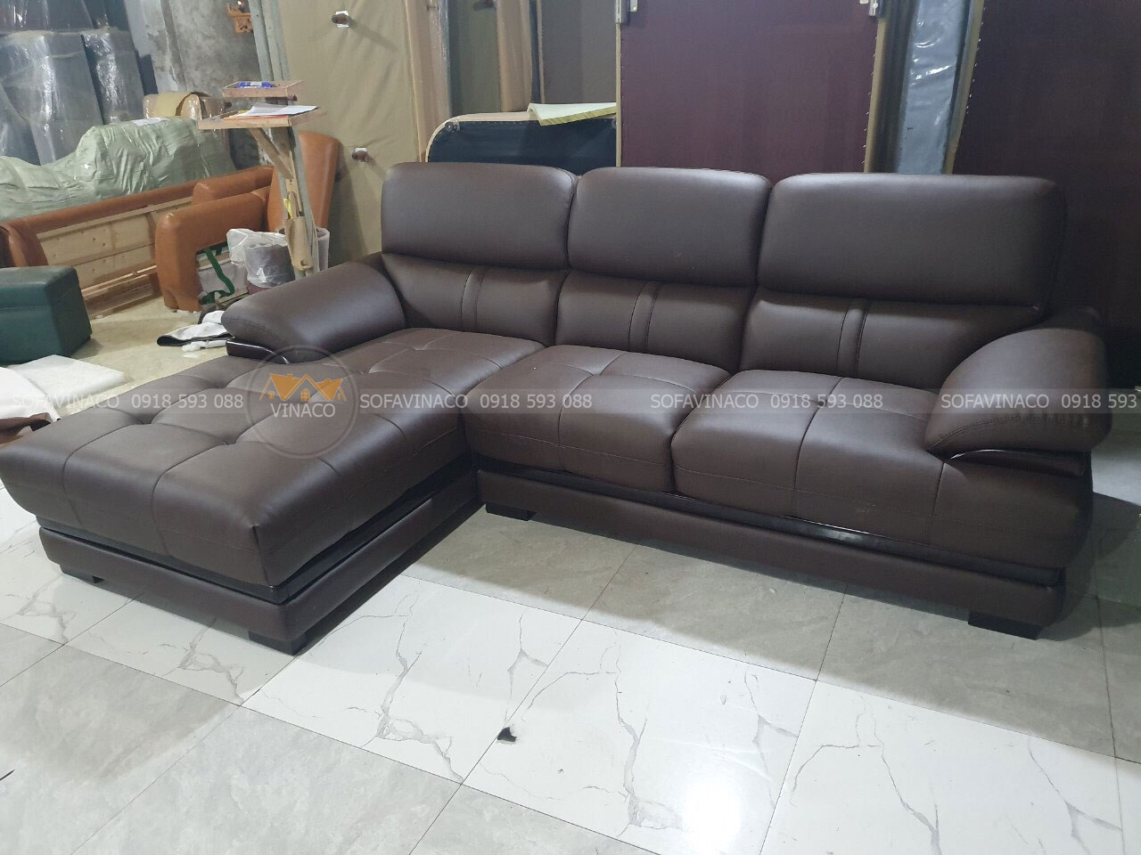 Sofa được đóng theo yêu cầu chuẩn kích thước 