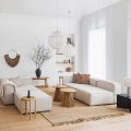 Sofa đối xứng với gam màu be phù hợp với không gian