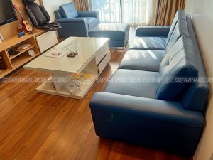 Sofa thay vỏ bọc mới với diện mạo mới với gam màu xanh dương sang trọng, hiện đại cho không gian phòng khách