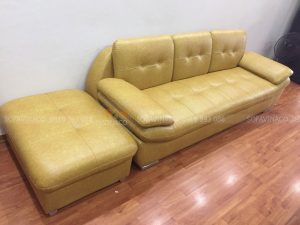 Bộ sofa đã được bọc da mới màu vàng sậm