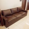 Ghế đã được bọc lại bằng da mới