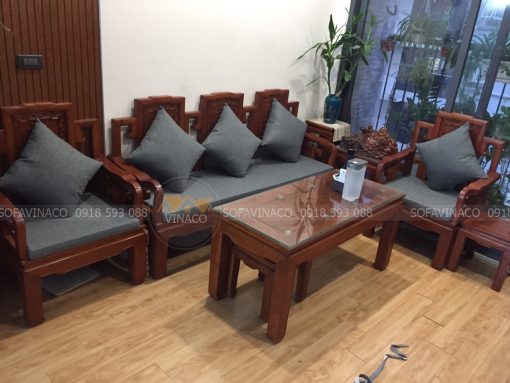 Đệm ghế ngồi cho khách tại Lê Văn Thiêm đã được bàn giao đến tận tay khách hàng