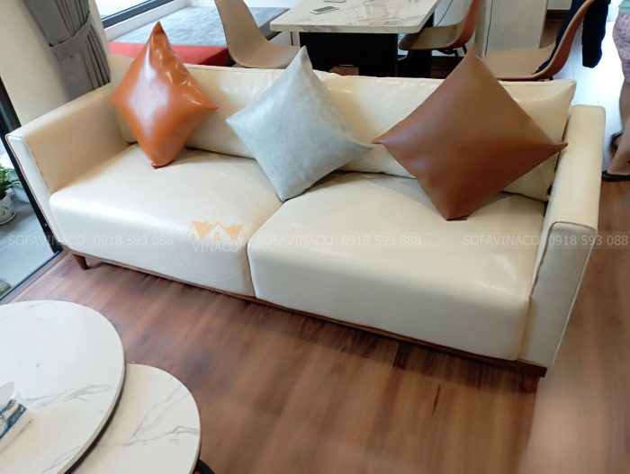 Công trình đổi vỏ bọc ghế sofa từ vải thành da đã hoàn thành