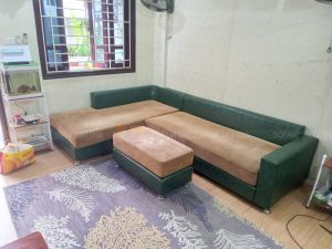 Khung của ghế đã được bọc lại bằng da