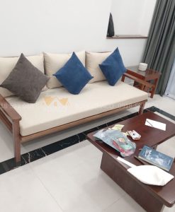 Bộ đệm ghế gỗ màu kem ấm áp đã hoàn thành cho khách hàng ở Dương Khuê
