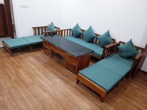 Phần đệm của hai ghế đơn là đệm gập có thể trải ra