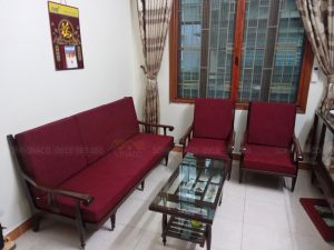 Bộ đệm ghế gỗ salon nan đã được bàn giao cho khách hàng ở Duy Tân