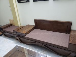 Đệm được cắt may vừa vặn với bộ ghế của gia đình