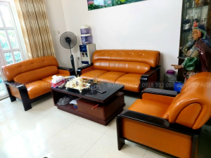Ghế sofa sau khi được bọc da mới