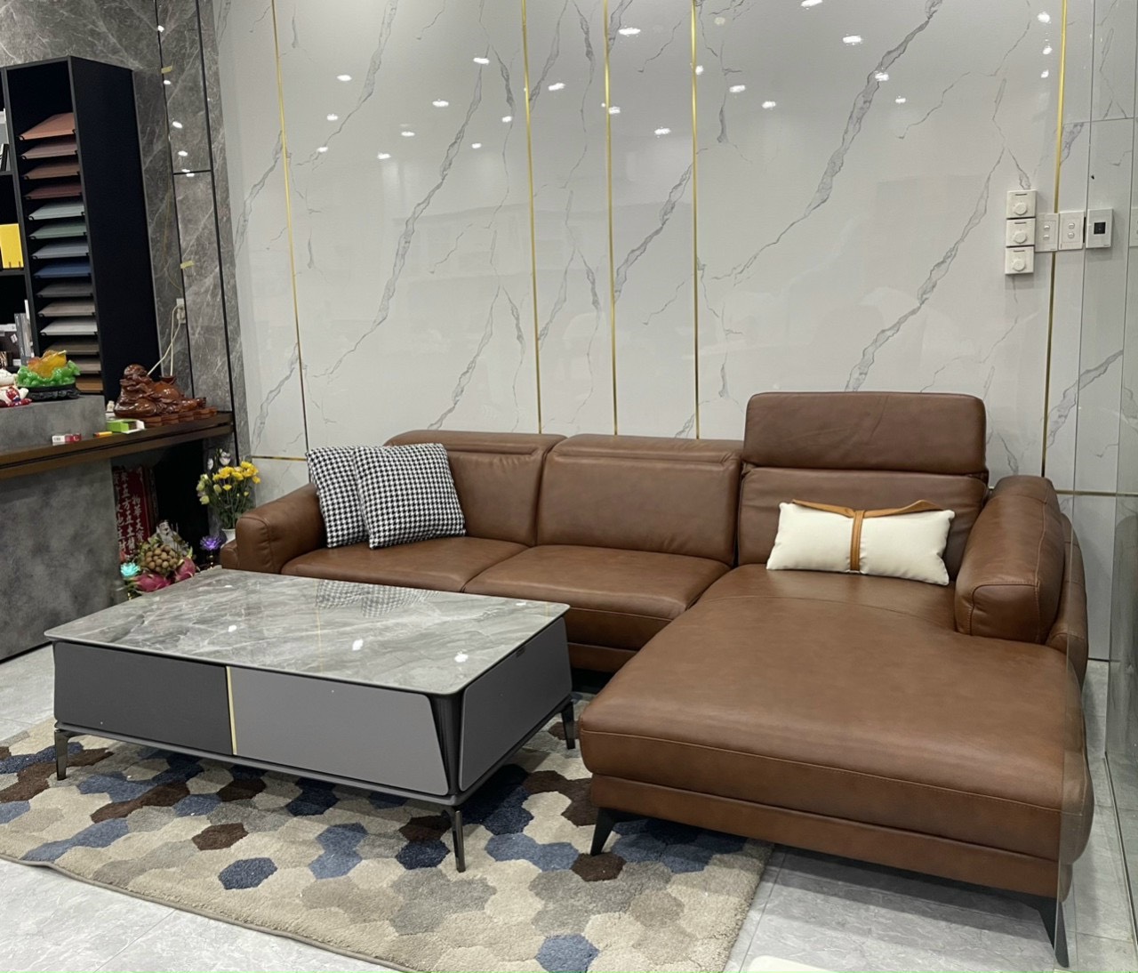 Sửa ghế sofa sẽ mang tới diện mạo hoàn toàn mới cho không gian nhà bạn