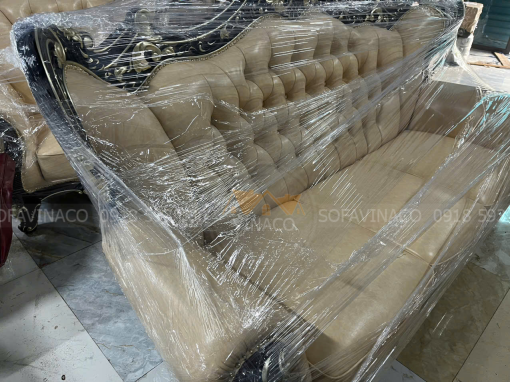 Bọc lại bộ ghế sofa cổ điển cho khách tại Hưng Yên