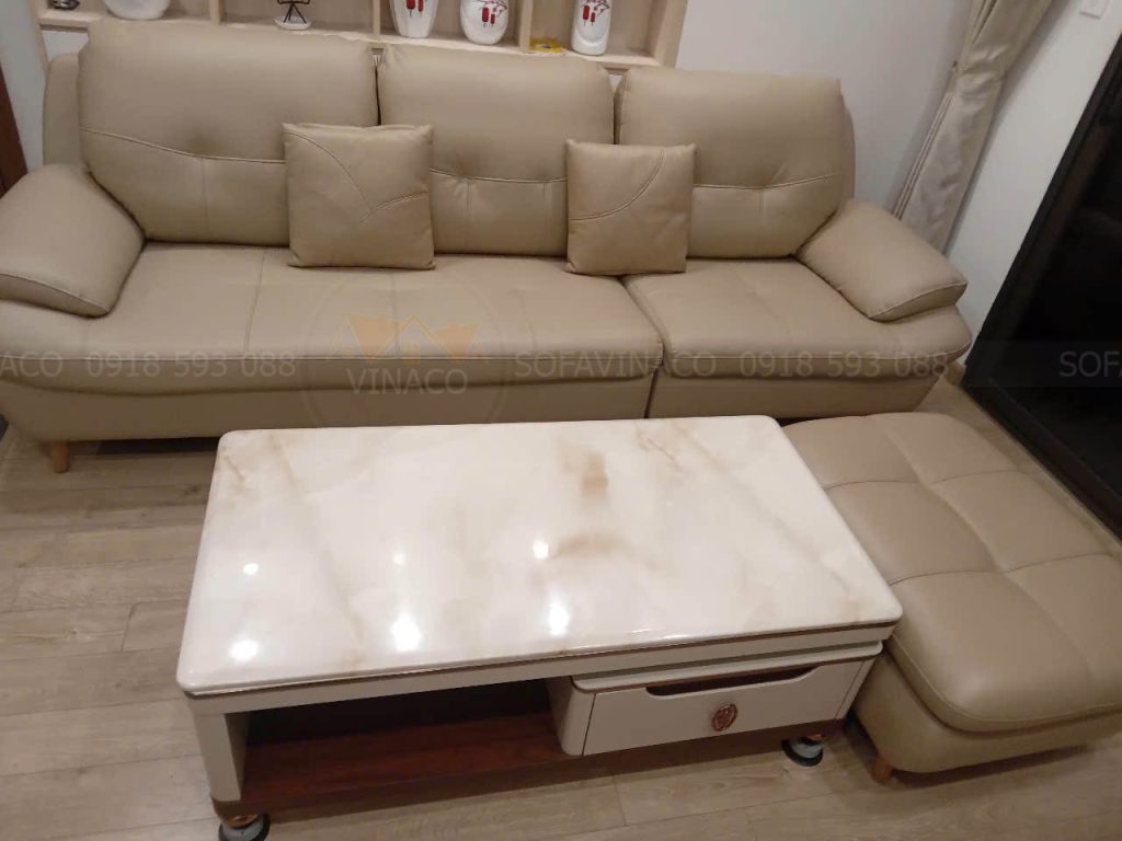 Bộ ghế sofa sau khi sử dụng dịch vụ bọc lại ghế sofa da tại nhà Hà Nội