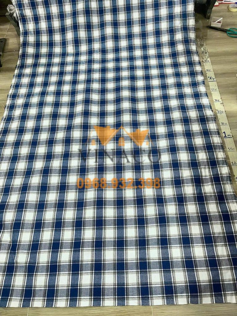 Vải Kẻ – Vẻ Đẹp Kinh Điển Không Bao Giờ Lỗi Mốt