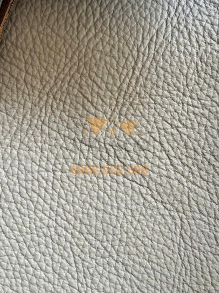 Chất Liệu Tự Nhiên Sang Trọng Và Bền Bỉ