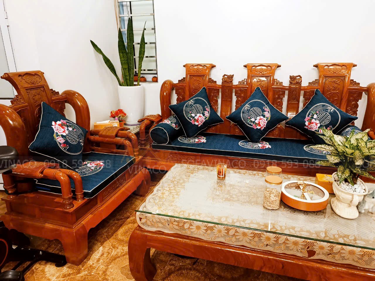 Bộ đệm ghế gỗ thêu hoa cao cấp