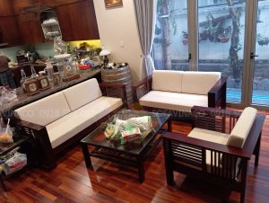 Làm đệm ghế gỗ cho khách tại Long Biên
