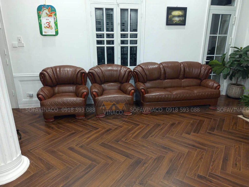 Bộ ghế sofa Vải sau khi bọc da sang trọng bóng bẩy hơn